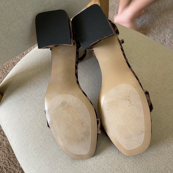 Steve Madden Leopard Print Marisa Block Heels - Picture 2 of 4